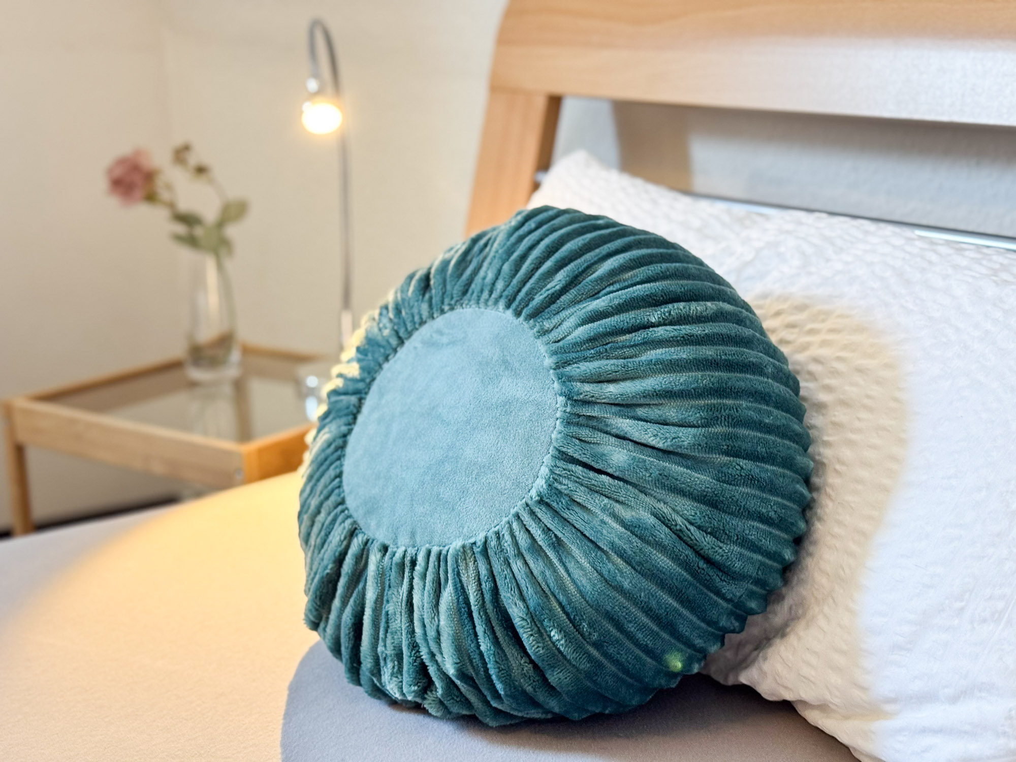 Dekokissen im Schlafzimmer